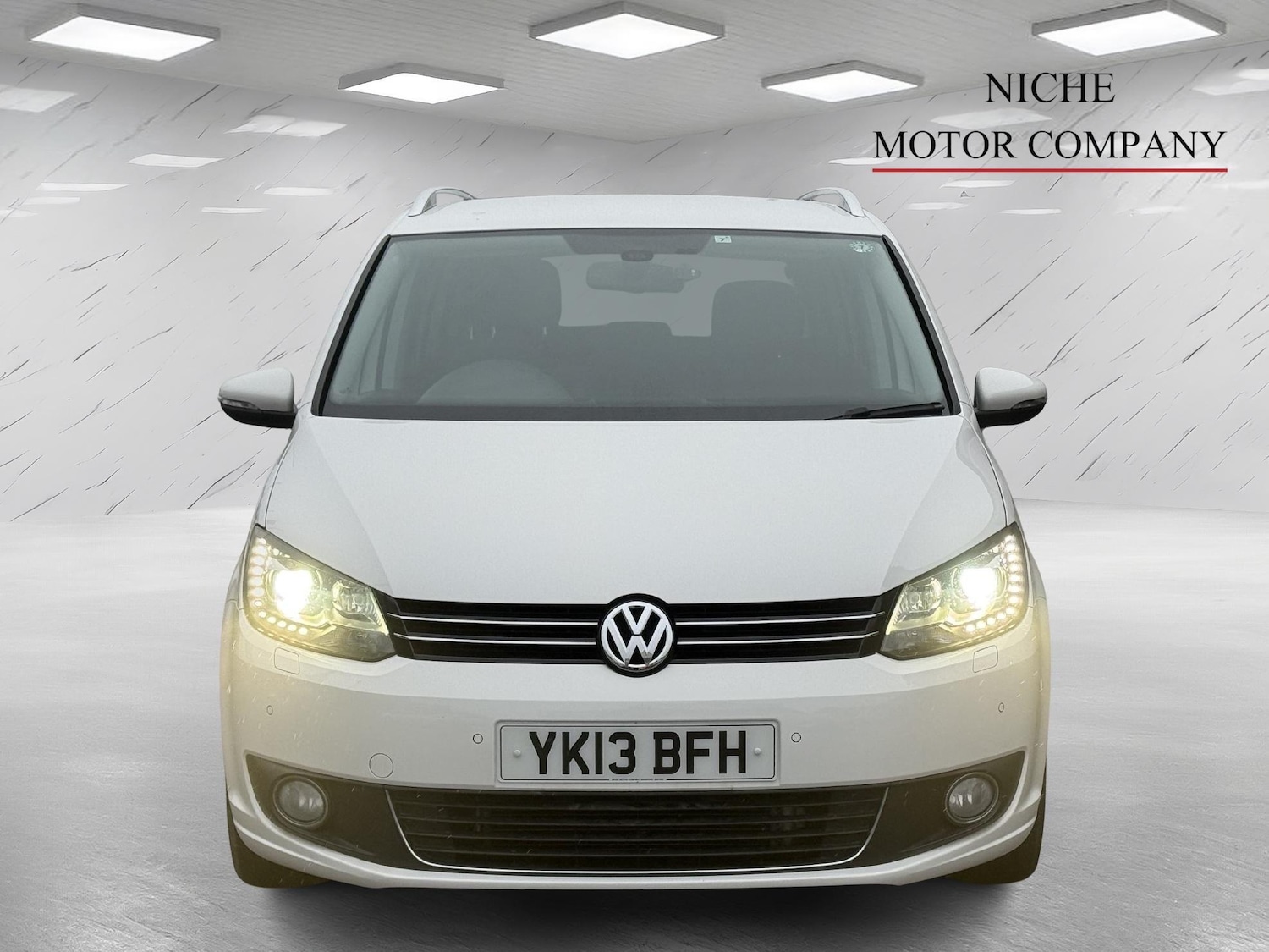Used Volkswagen Touran for sale - 77440461: Photo 2