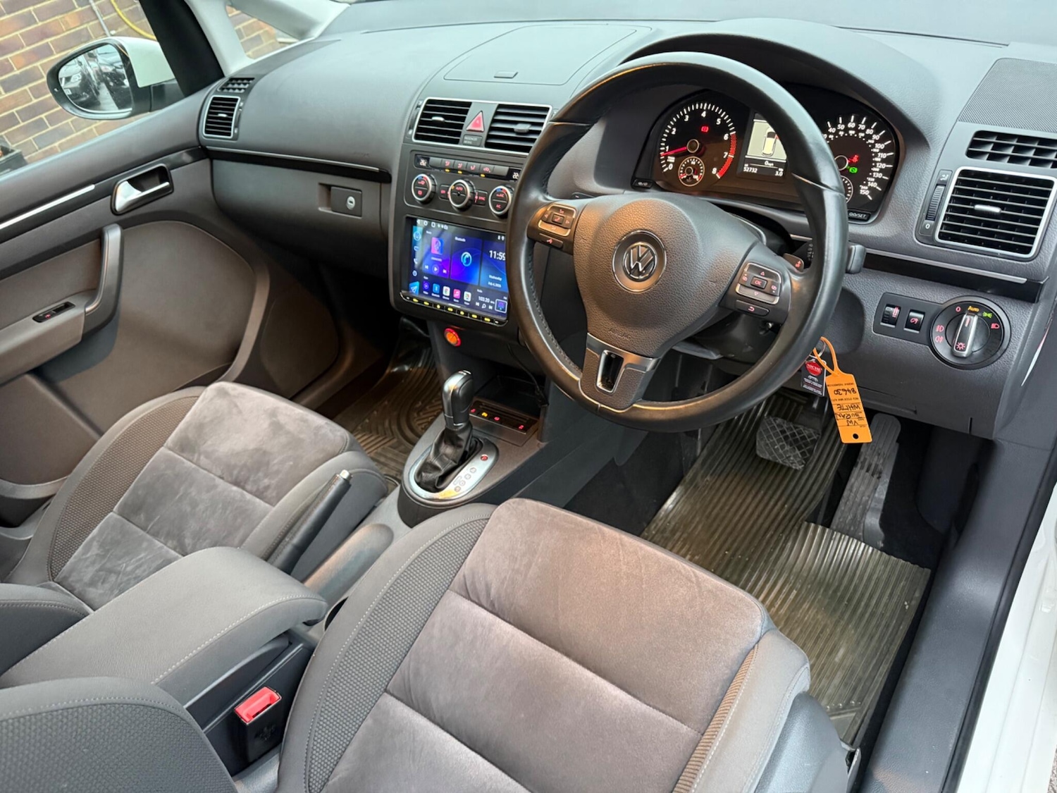 Used Volkswagen Touran for sale - 77440461: Photo 21