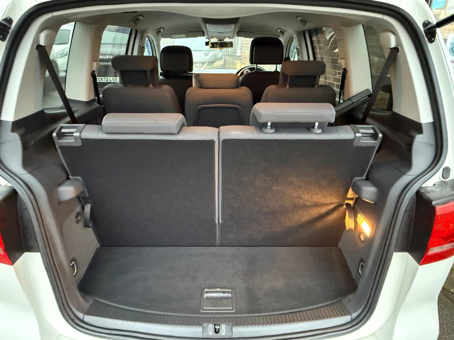 Used Volkswagen Touran for sale - 77440461: Photo 27