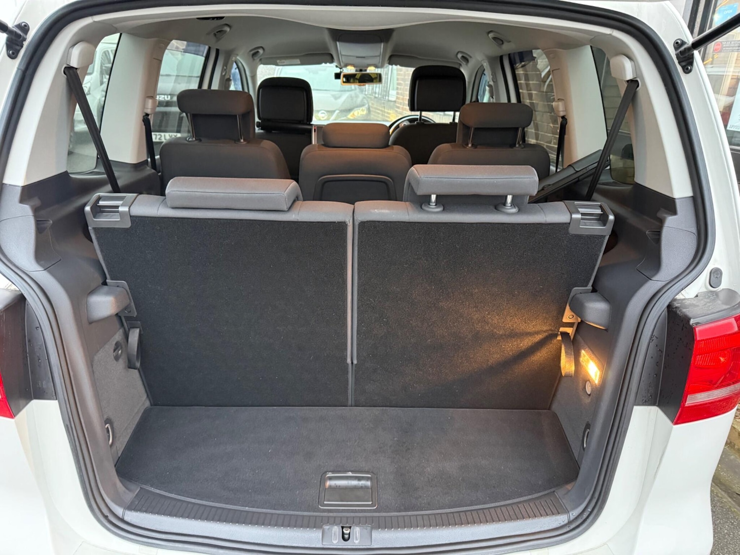 Used Volkswagen Touran for sale - 77440461: Photo 28