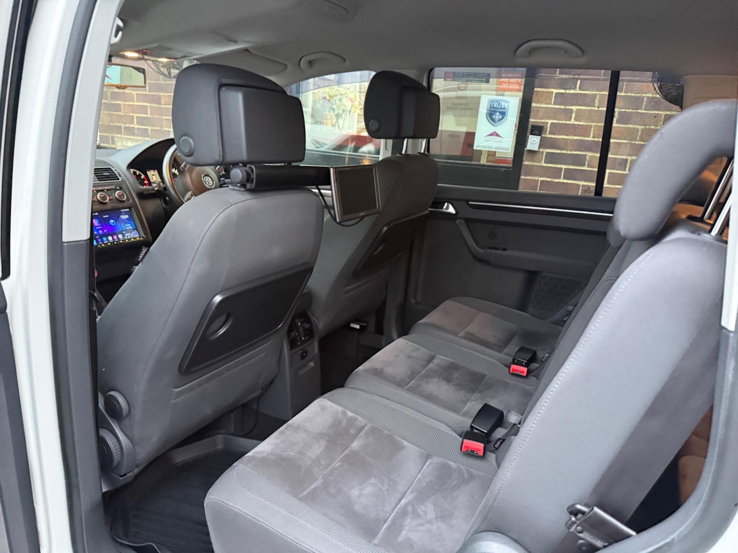 Used Volkswagen Touran for sale - 77440461: Photo 31