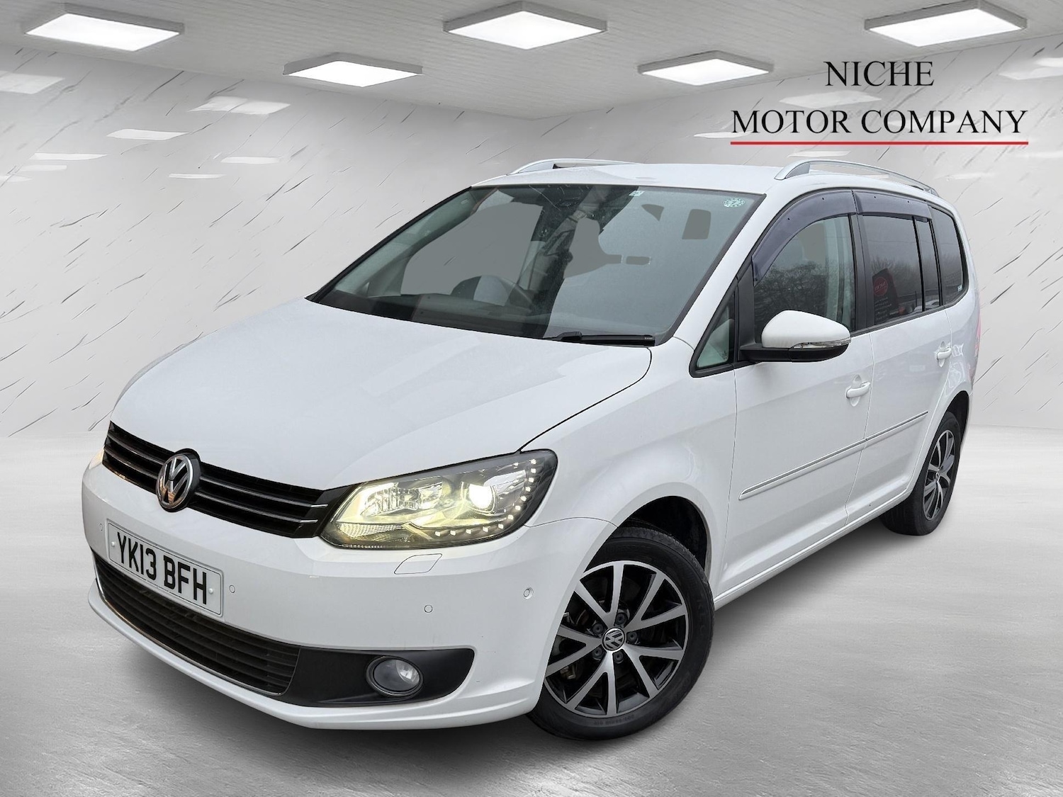 Used Volkswagen Touran for sale - 77440461: Photo 4