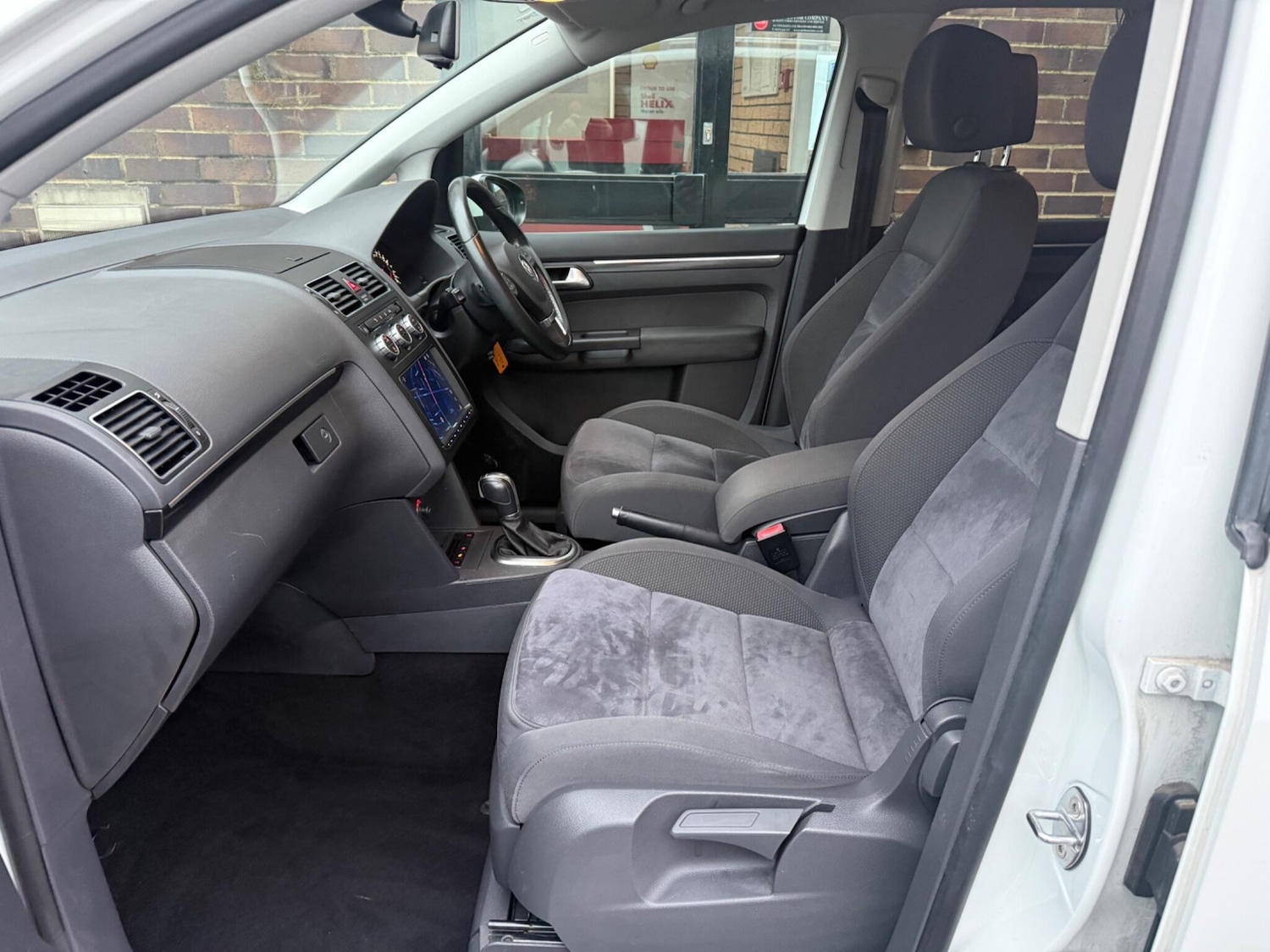 Used Volkswagen Touran for sale - 77440461: Photo 69