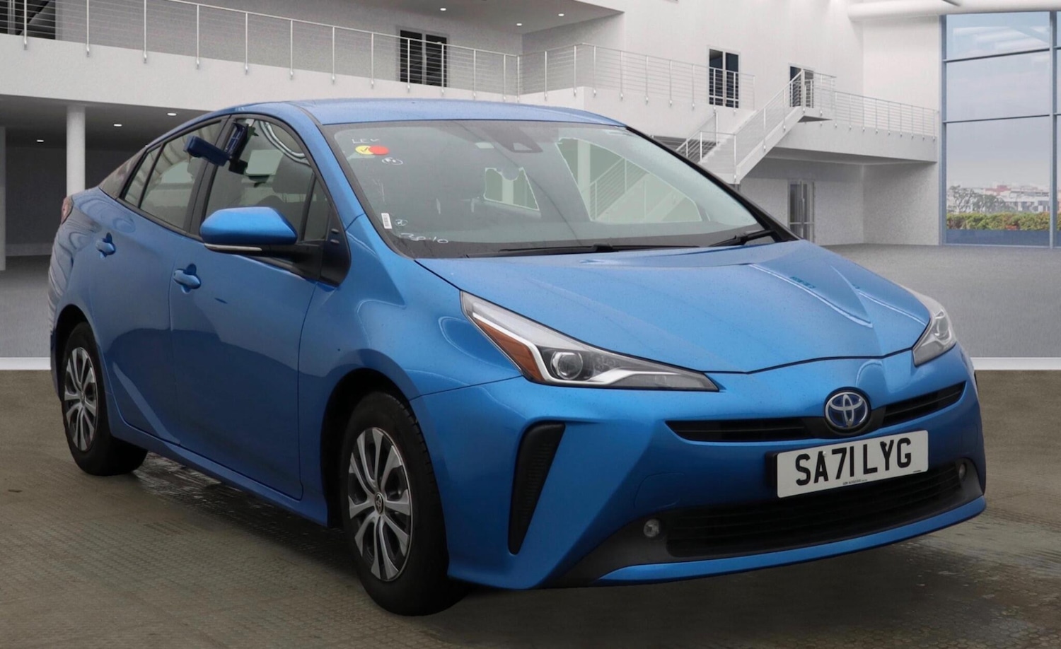 Used Toyota Prius 2021 for sale - 76499954: Photo 1