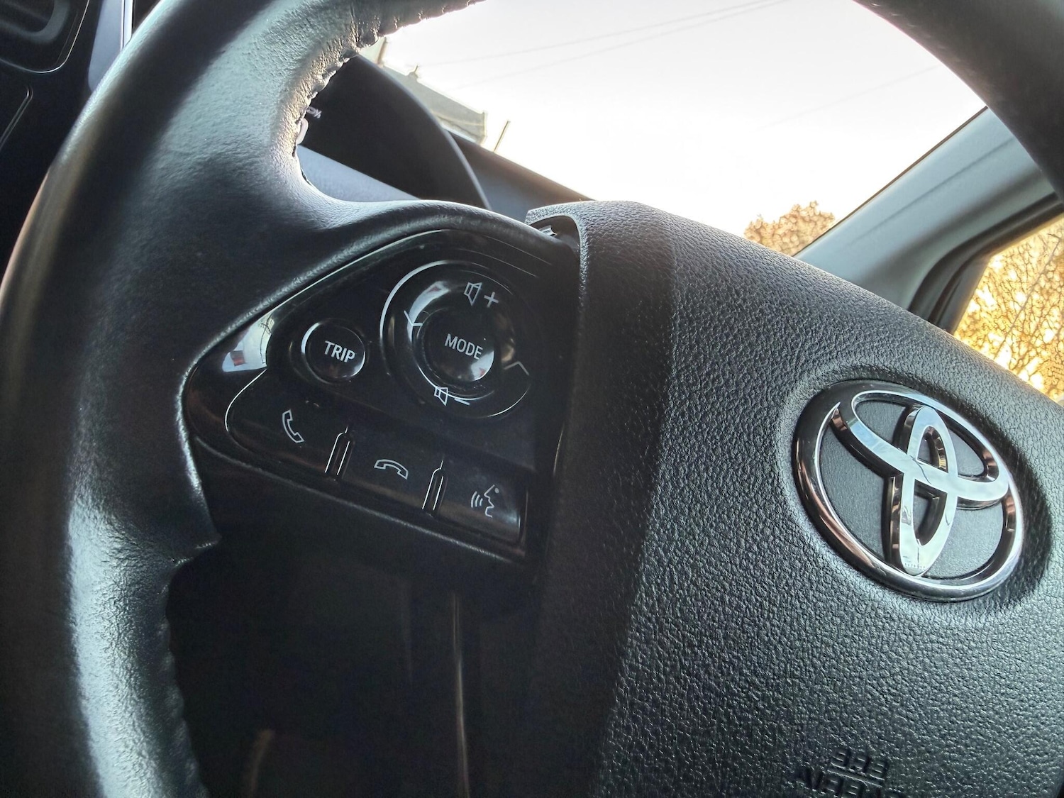 Used Toyota Prius 2021 for sale - 76499954: Photo 24