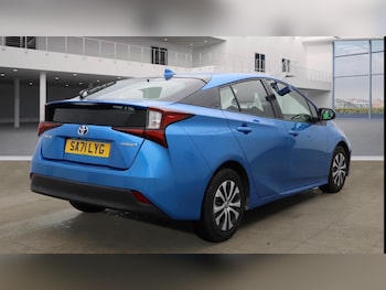 Used Toyota Prius 2021 for sale - 76499954: Photo