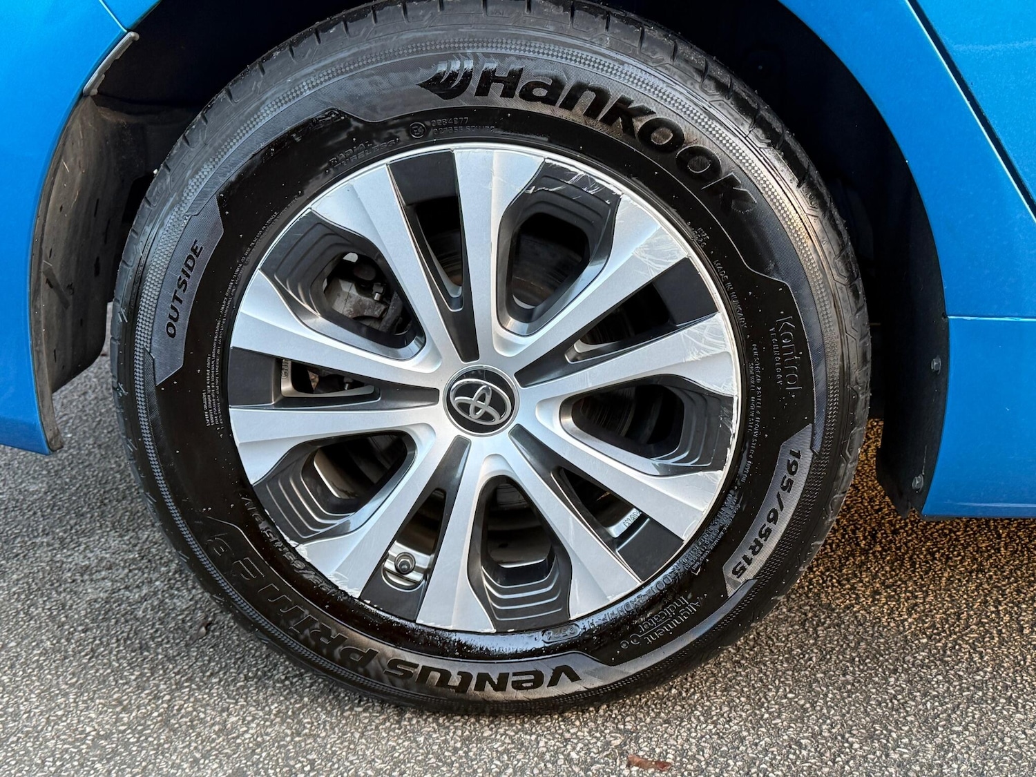 Used Toyota Prius 2021 for sale - 76499954: Photo 63