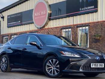 2019 (69) - 300h 2.5 4dr CVT