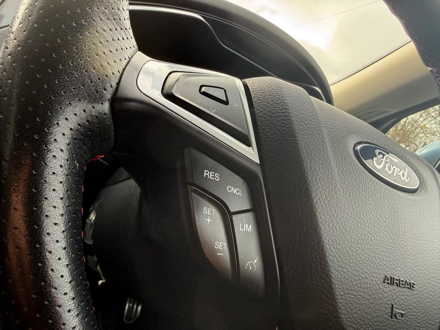 Used Ford Mondeo 2021 for sale - 76619690: Photo 44