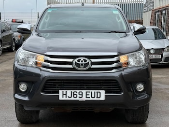 Used Toyota Hilux 2019 for sale - 78603110: Photo