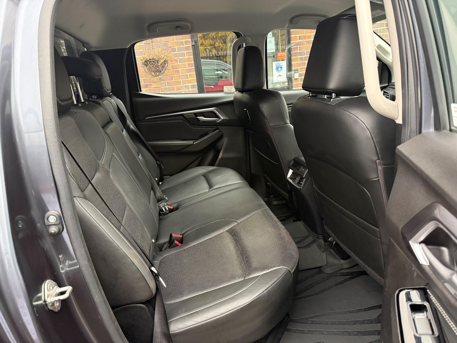 Used Isuzu D-Max 2021 for sale - 76995143: Photo 20