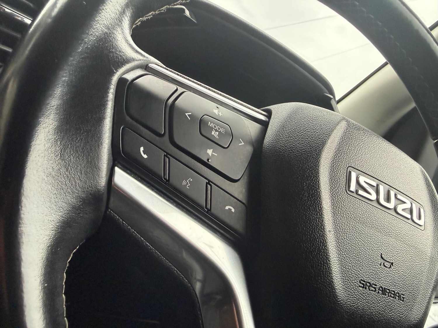 Used Isuzu D-Max 2021 for sale - 76995143: Photo 36