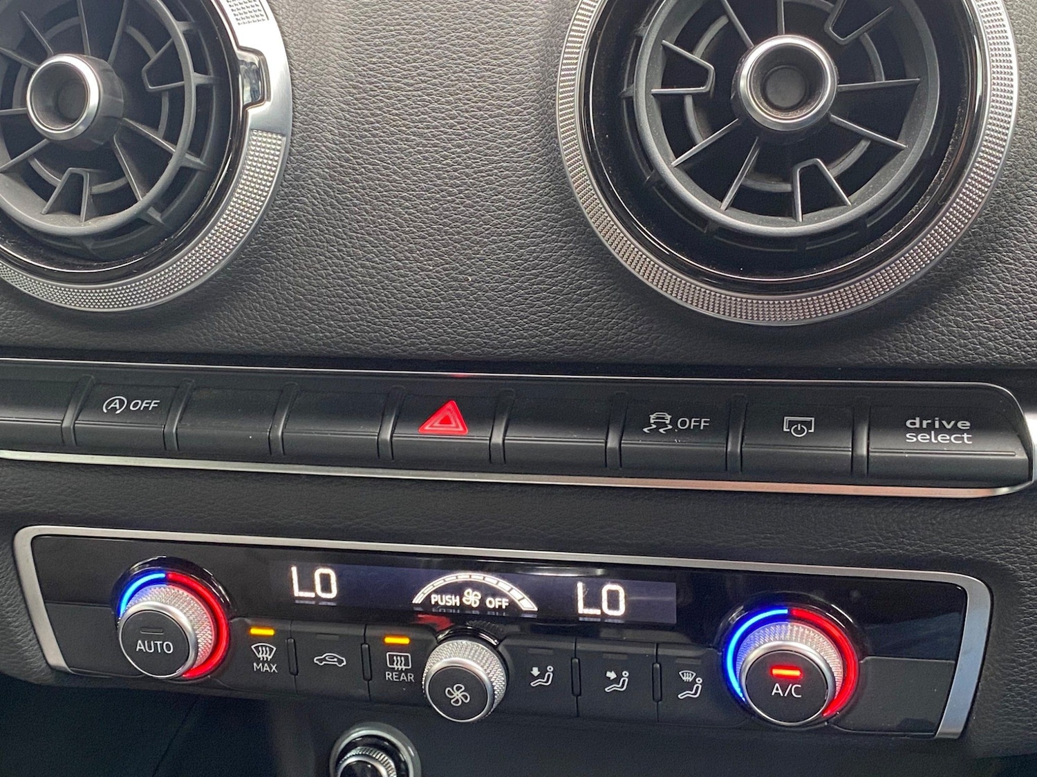 Used Audi A3 2018 for sale - 76990755: Photo 44