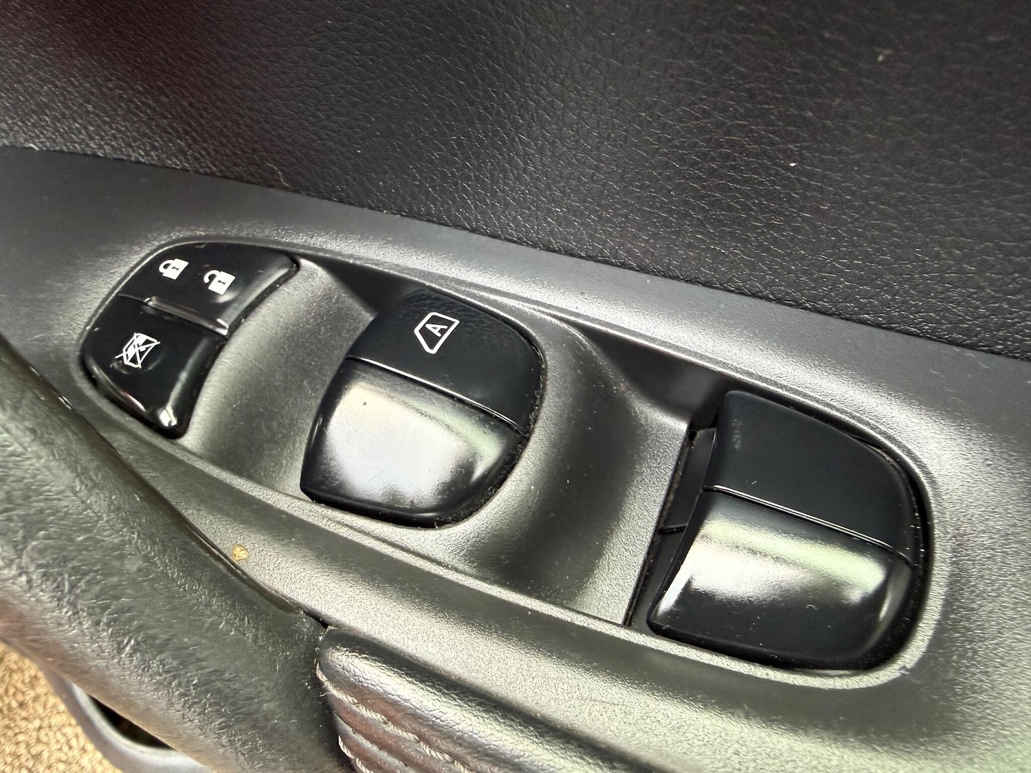 Used Nissan X-Trail 2018 for sale - 76408533: Photo 63