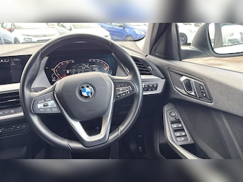 Used BMW 1 Series 2021 for sale - 78603078: Photo