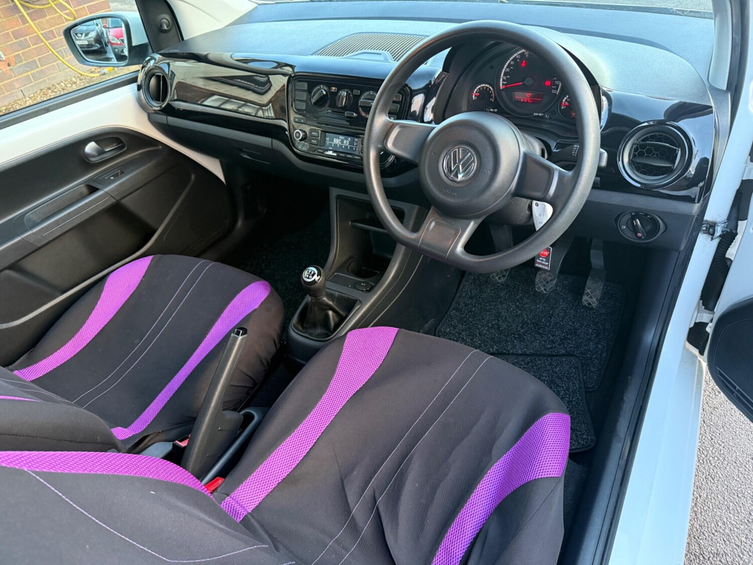 Used Volkswagen up! 2012 for sale - 77575396: Photo 22