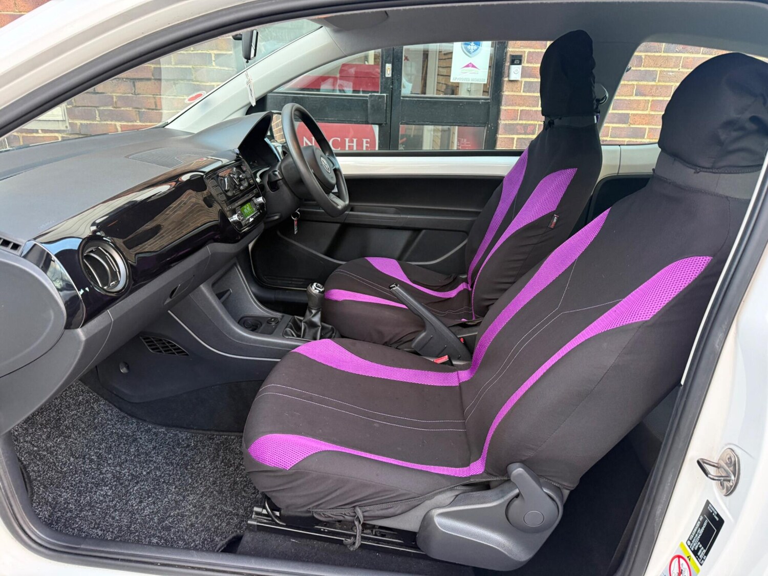 Used Volkswagen up! 2012 for sale - 77575396: Photo 30