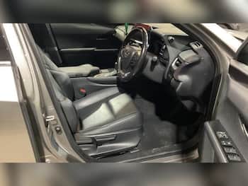 Used Lexus UX 2023 for sale - 79860642: Photo
