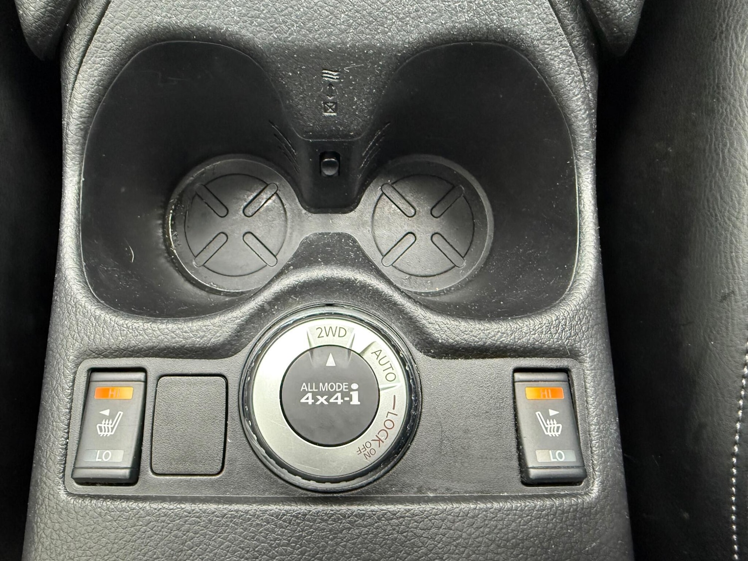 Used Nissan X-Trail 2016 for sale - 77637646: Photo 31