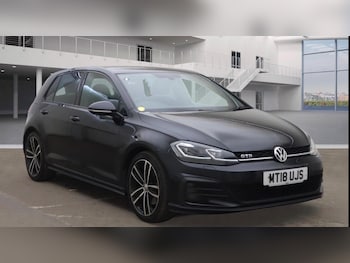 Used Volkswagen Golf 2018 for sale - 76296027: Photo