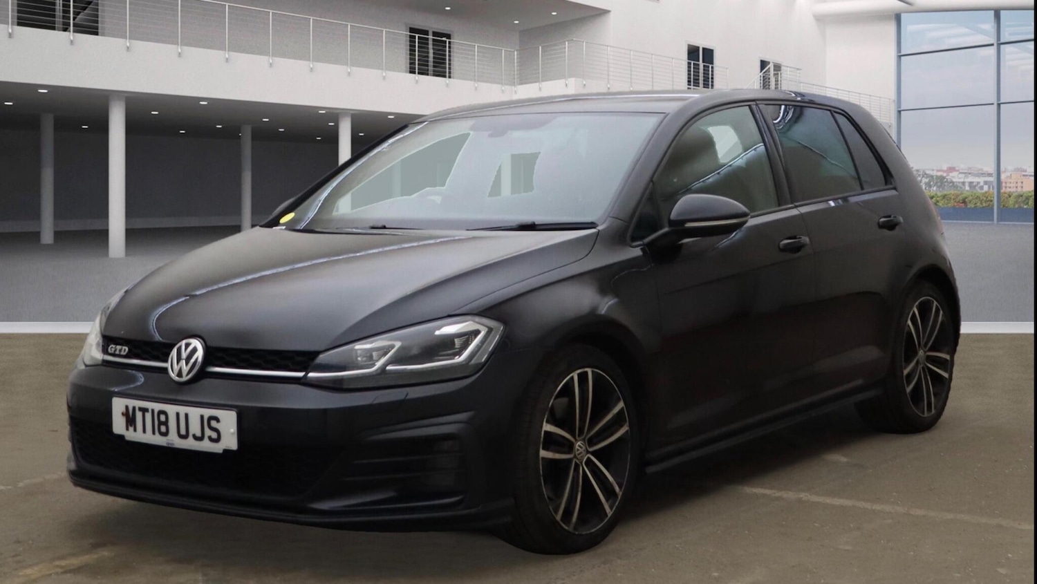 Used Volkswagen Golf 2018 for sale - 76296027: Photo 2