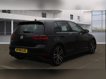 Used Volkswagen Golf 2018 for sale - 76296027: Photo