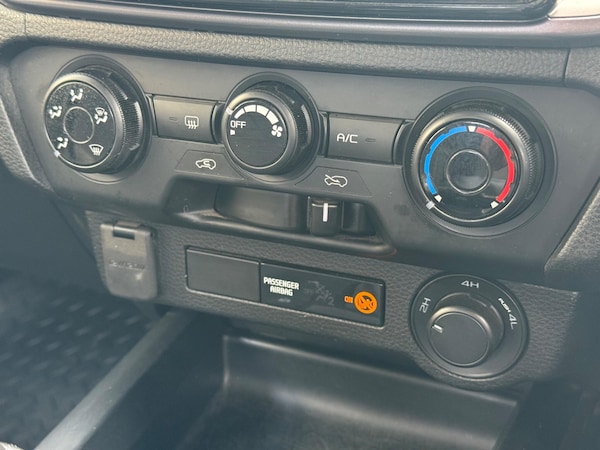 Used Isuzu D-Max 2021 for sale - 75401951: Photo 39