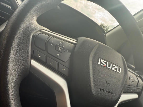 Used Isuzu D-Max 2021 for sale - 75401951: Photo 42