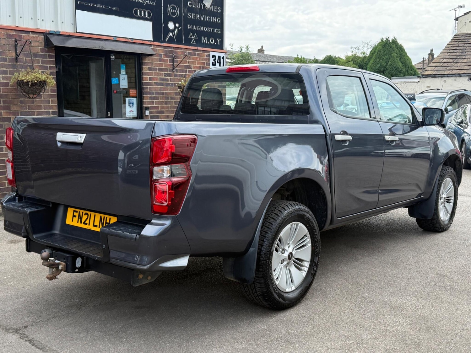 Vehicle 5