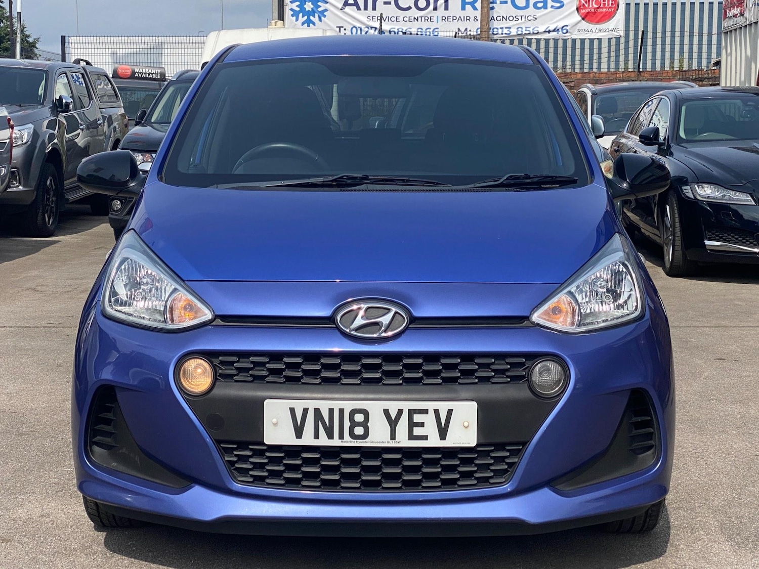 Used Hyundai i10 2018 for sale - 76389268: Photo 2