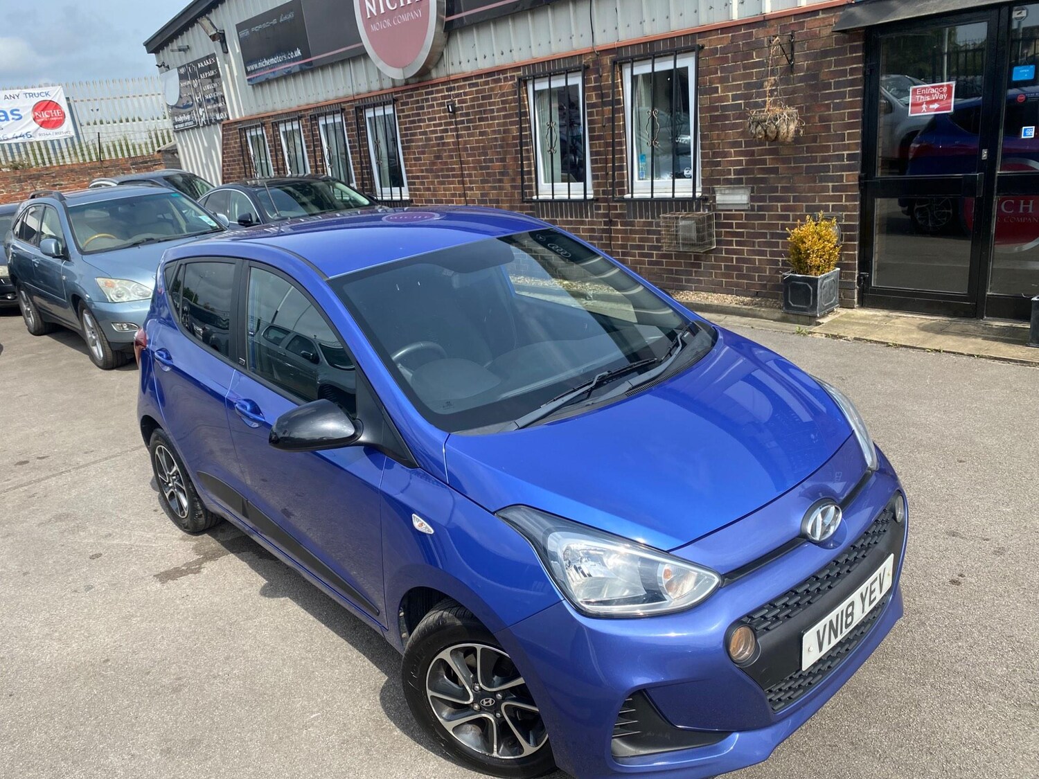 Used Hyundai i10 2018 for sale - 76389268: Photo 20