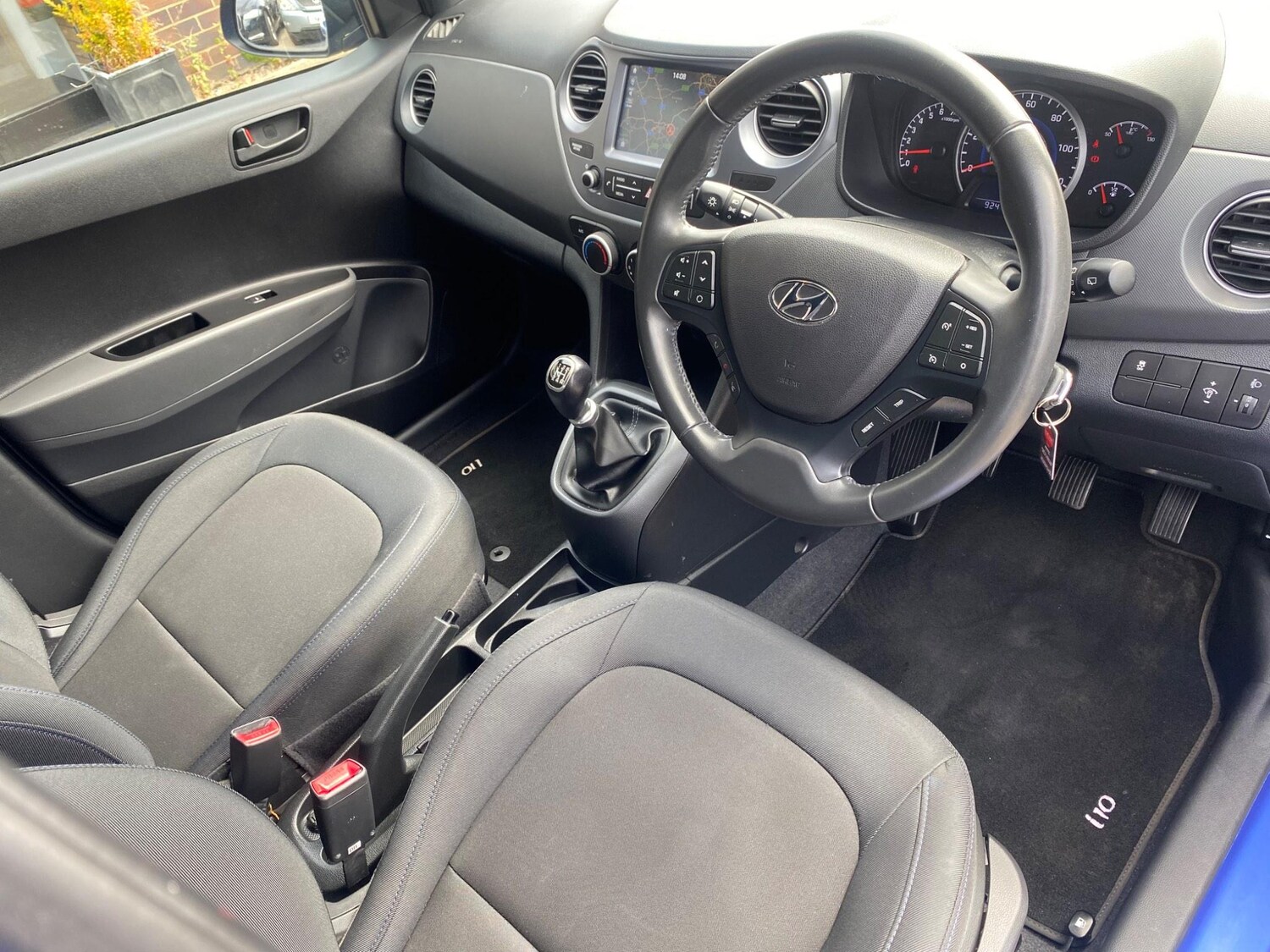 Used Hyundai i10 2018 for sale - 76389268: Photo 22