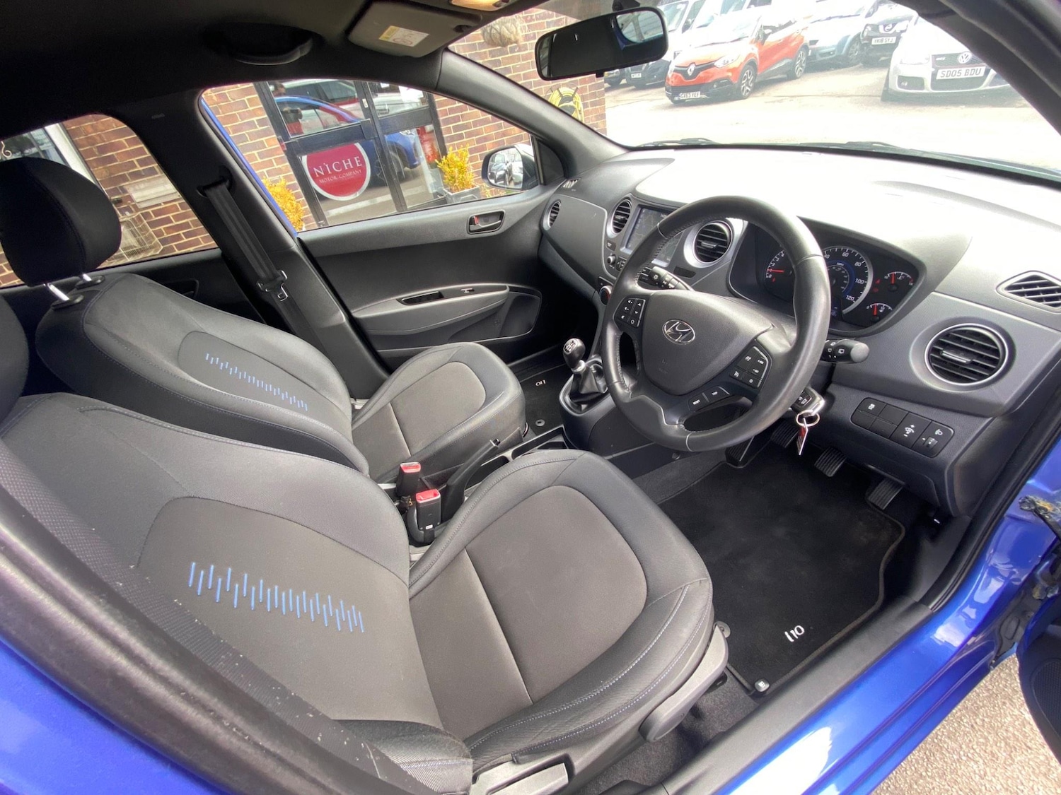 Used Hyundai i10 2018 for sale - 76389268: Photo 26