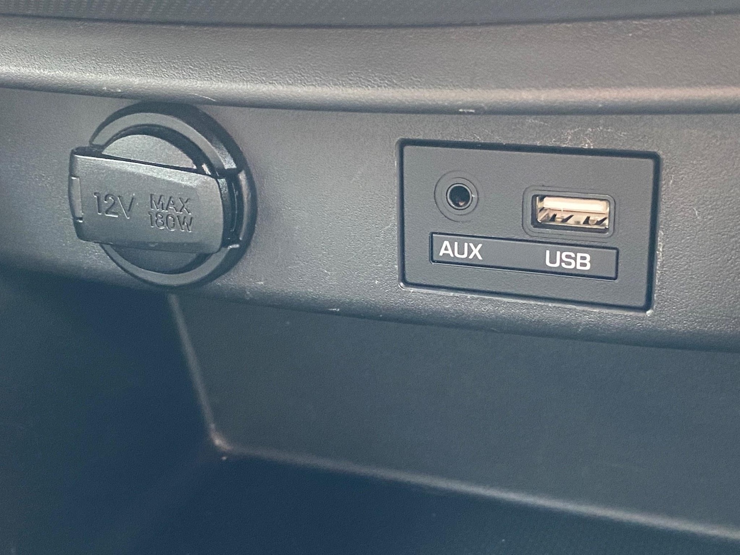 Used Hyundai i10 2018 for sale - 76389268: Photo 43