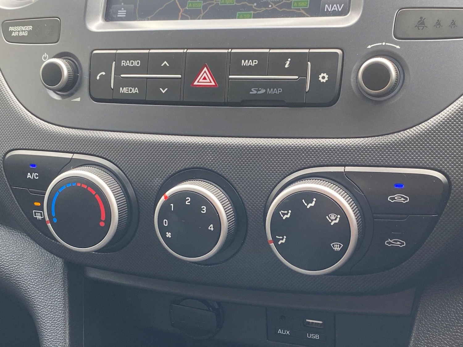 Used Hyundai i10 2018 for sale - 76389268: Photo 47