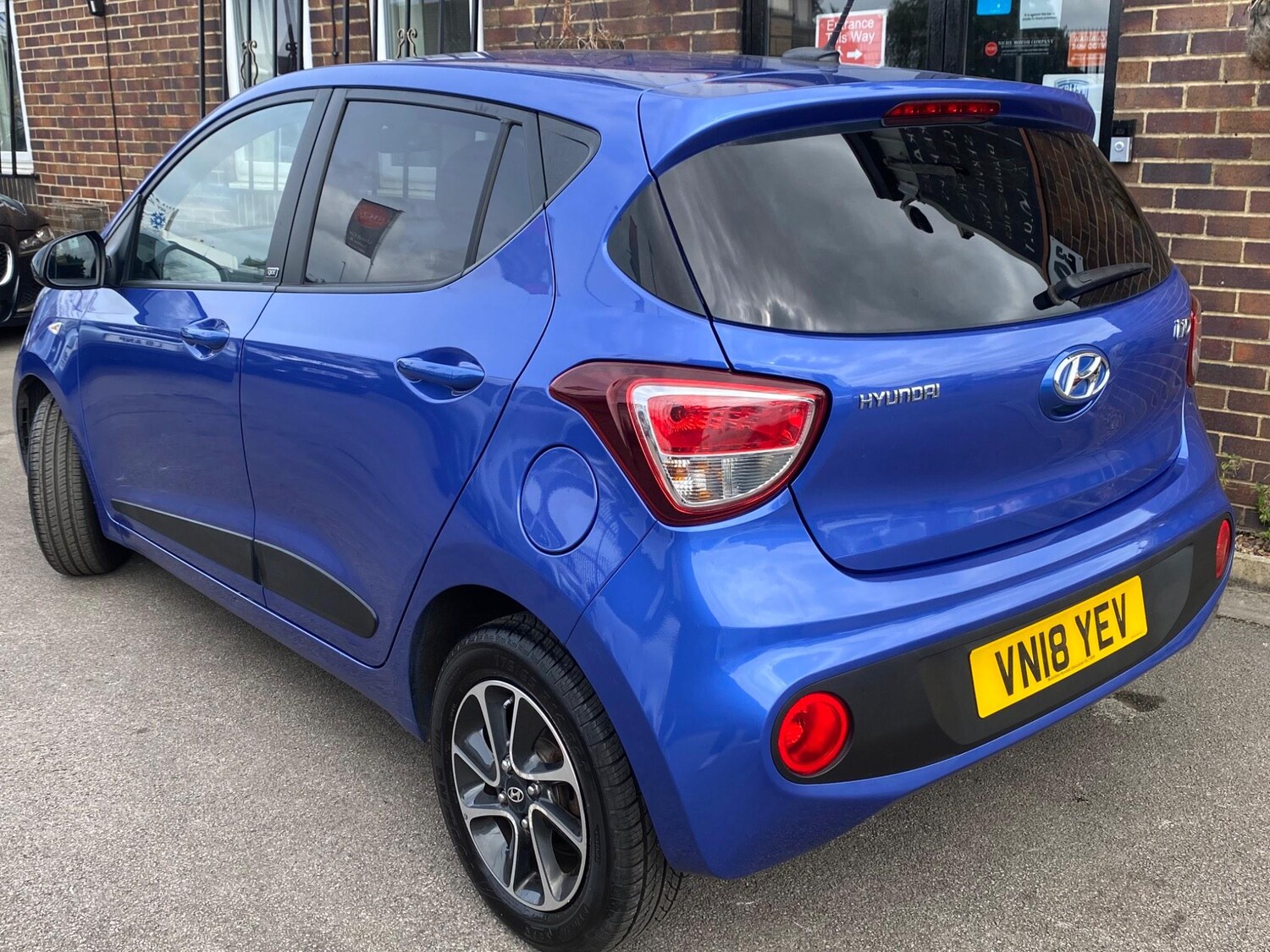 Used Hyundai i10 2018 for sale - 76389268: Photo 53