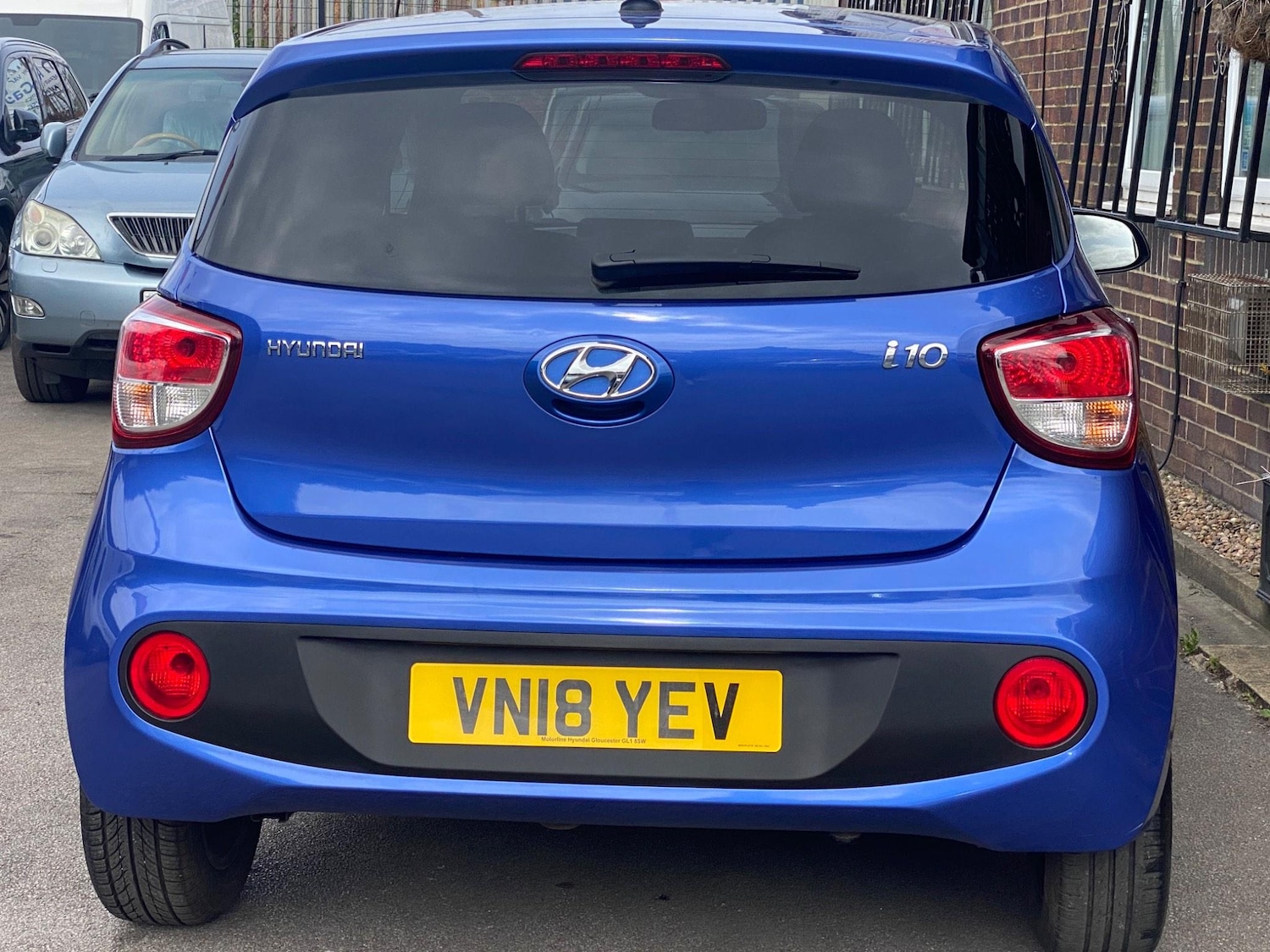 Used Hyundai i10 2018 for sale - 76389268: Photo 6