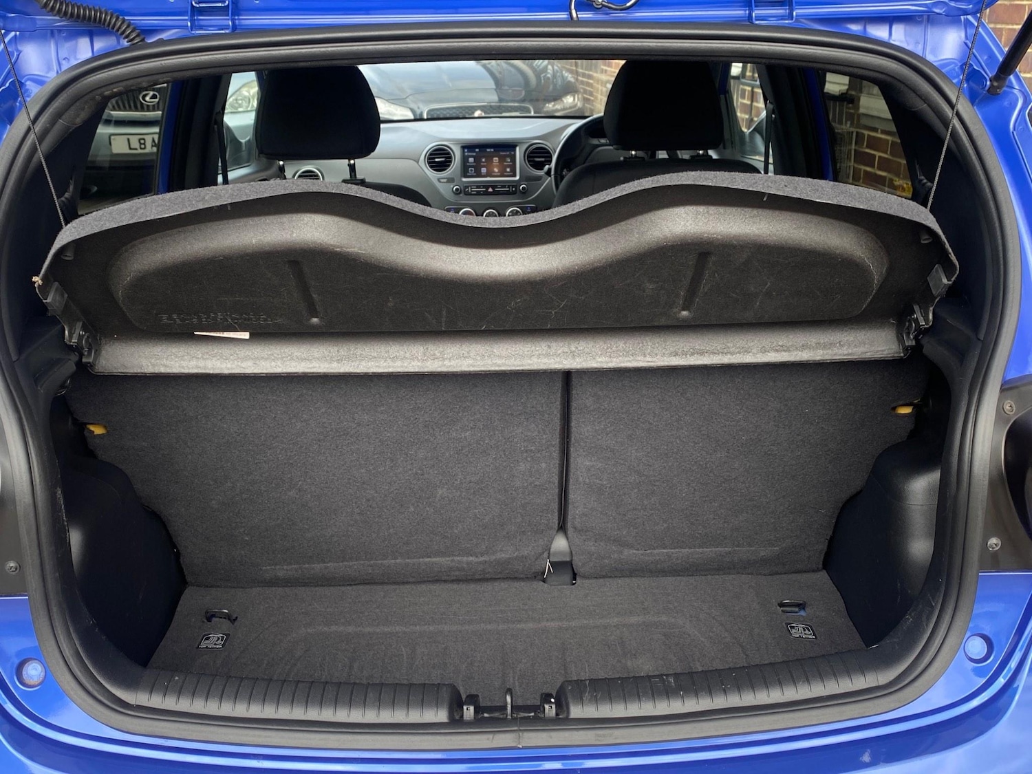 Used Hyundai i10 2018 for sale - 76389268: Photo 65