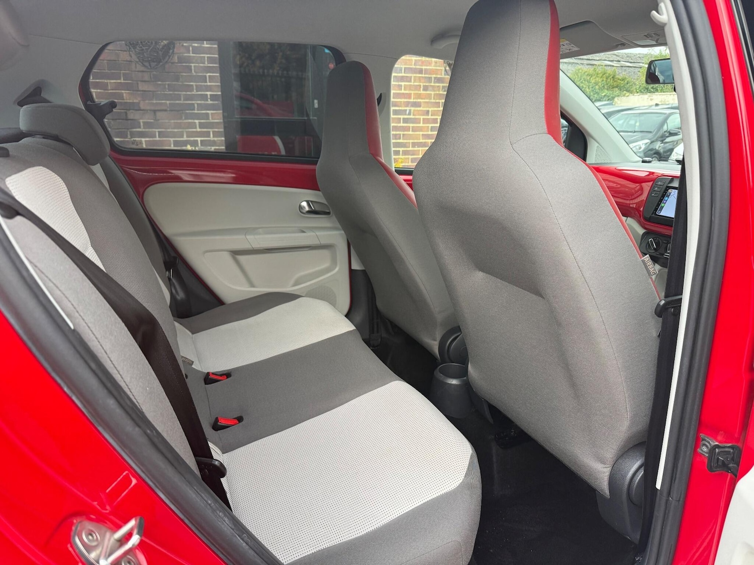 Used Volkswagen up! for sale - 76742912: Photo 21