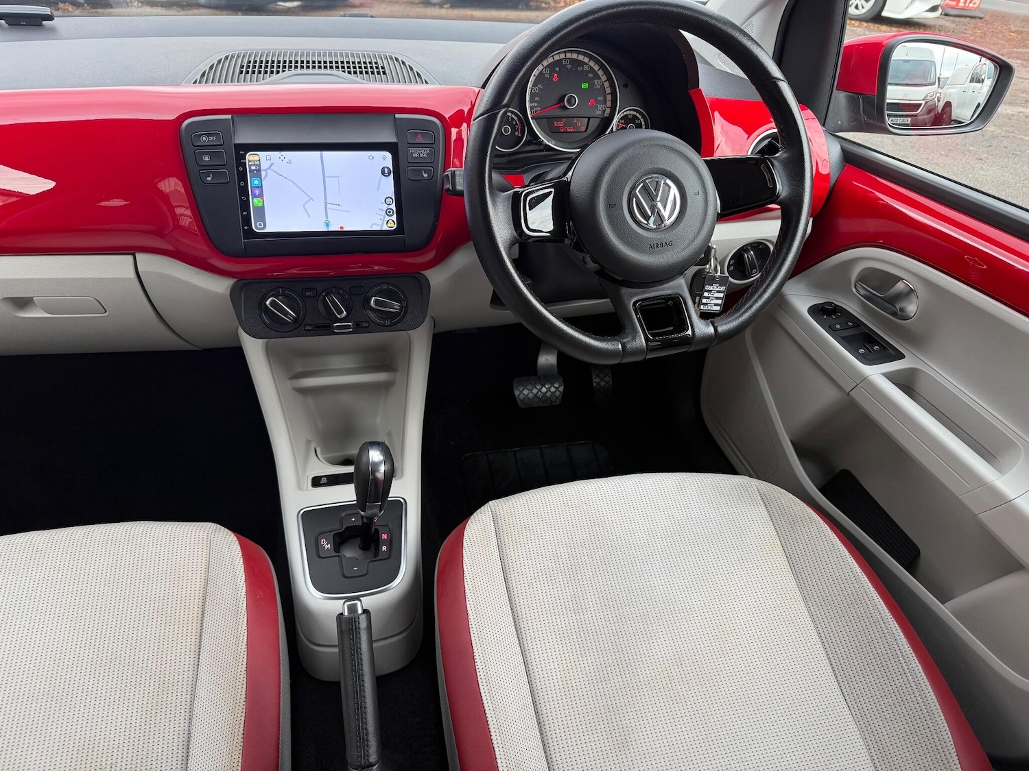 Used Volkswagen up! for sale - 76742912: Photo 24