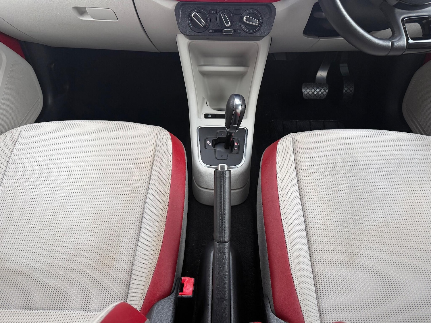 Used Volkswagen up! for sale - 76742912: Photo 27