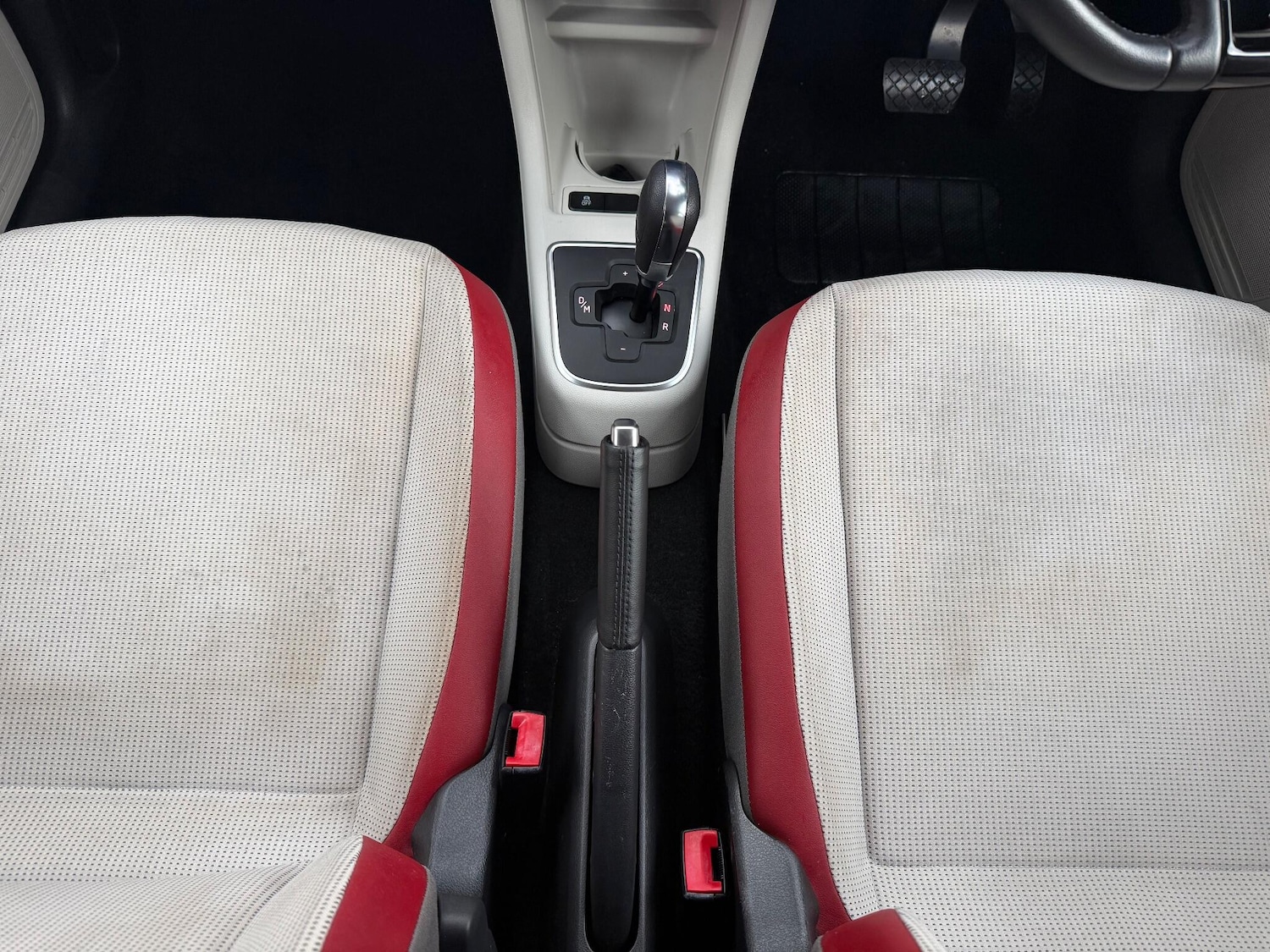 Used Volkswagen up! for sale - 76742912: Photo 28