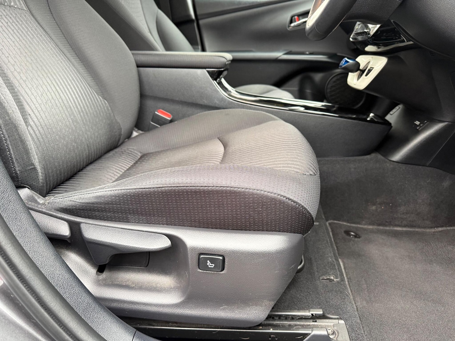 Used Toyota Prius 2017 for sale - 76226433: Photo 10