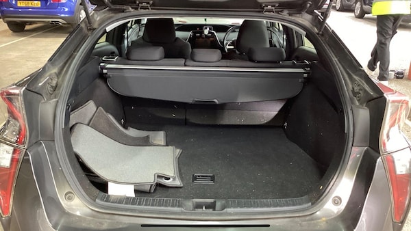Used Toyota Prius 2017 for sale - 76226433: Photo 10
