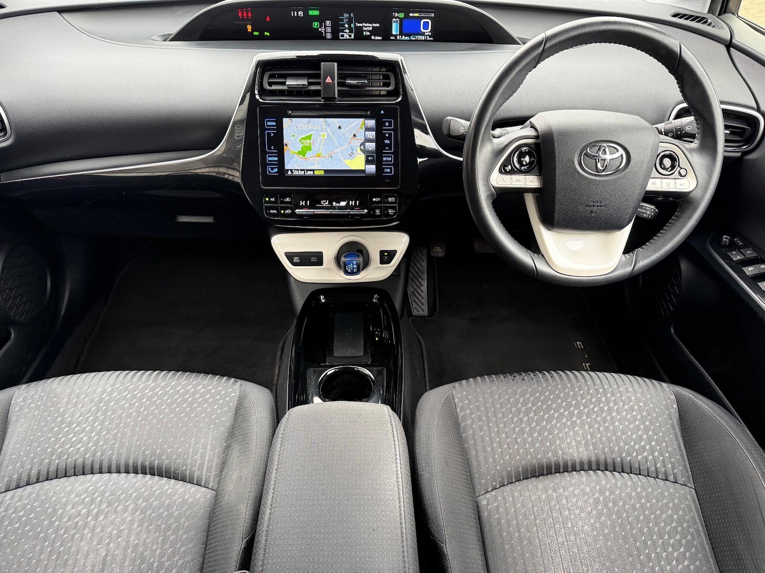 Used Toyota Prius 2017 for sale - 76226433: Photo 29