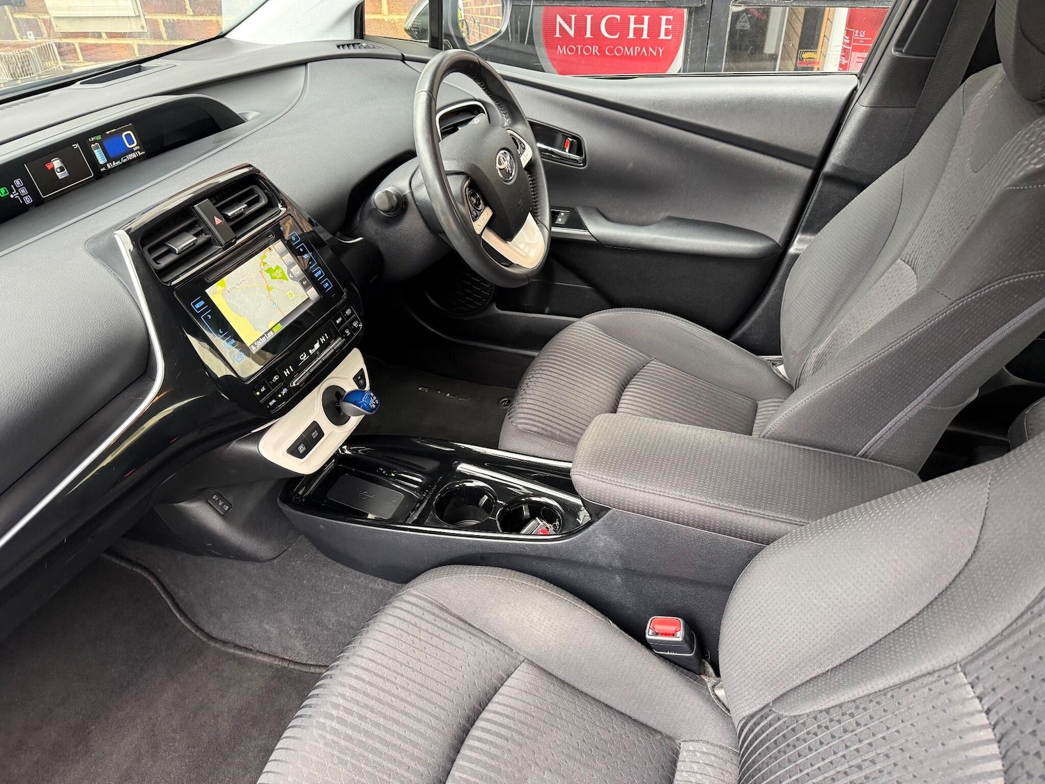 Used Toyota Prius 2017 for sale - 76226433: Photo 47