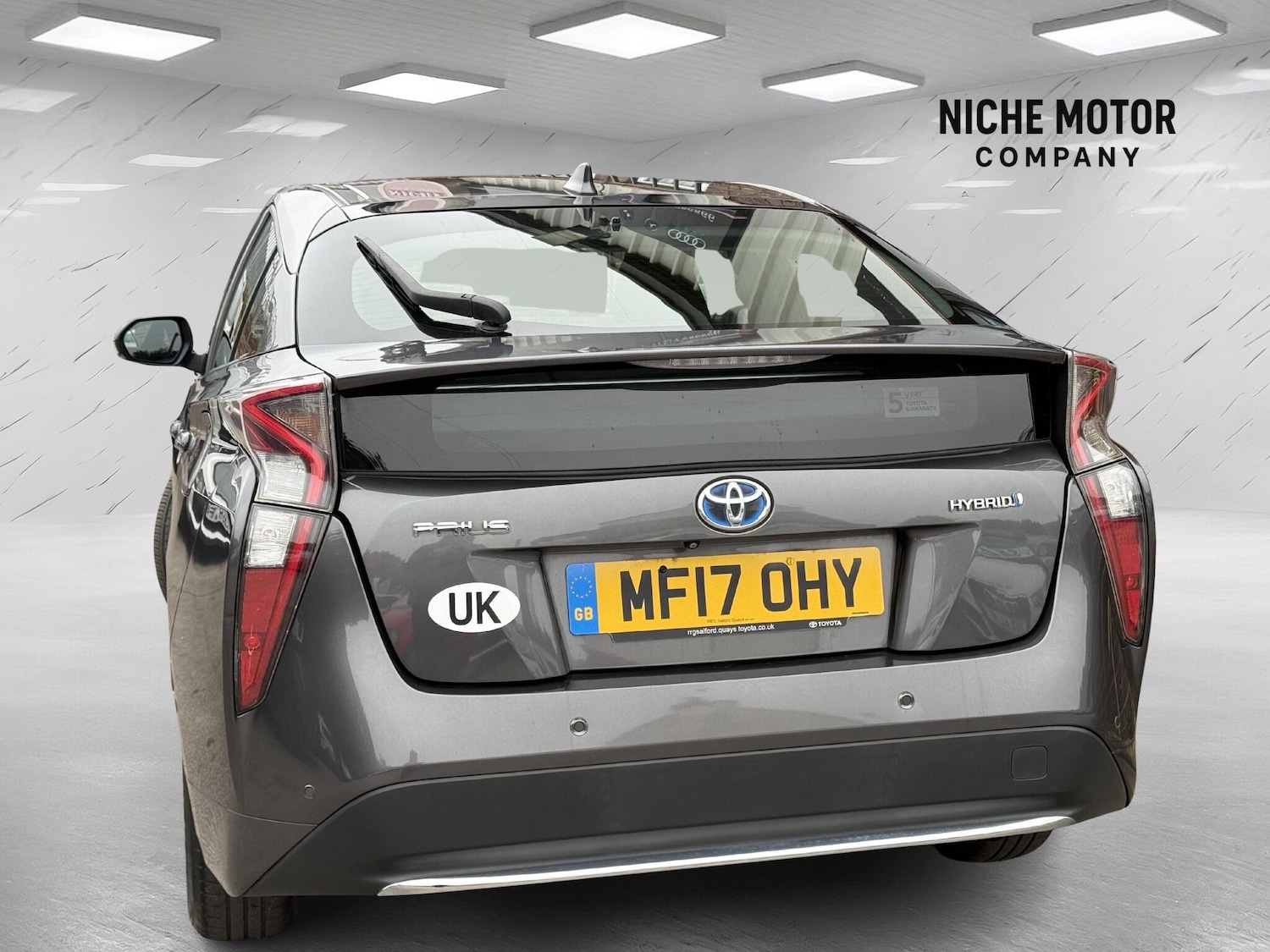 Used Toyota Prius 2017 for sale - 76226433: Photo 5