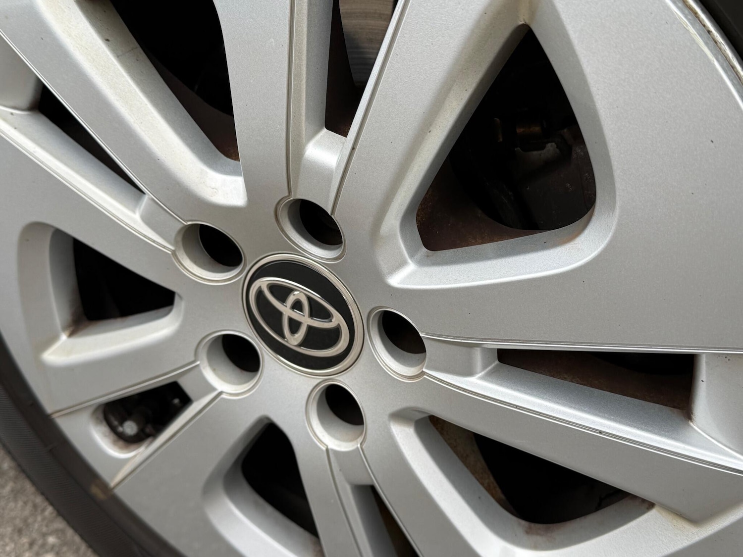 Used Toyota Prius 2017 for sale - 76226433: Photo 58