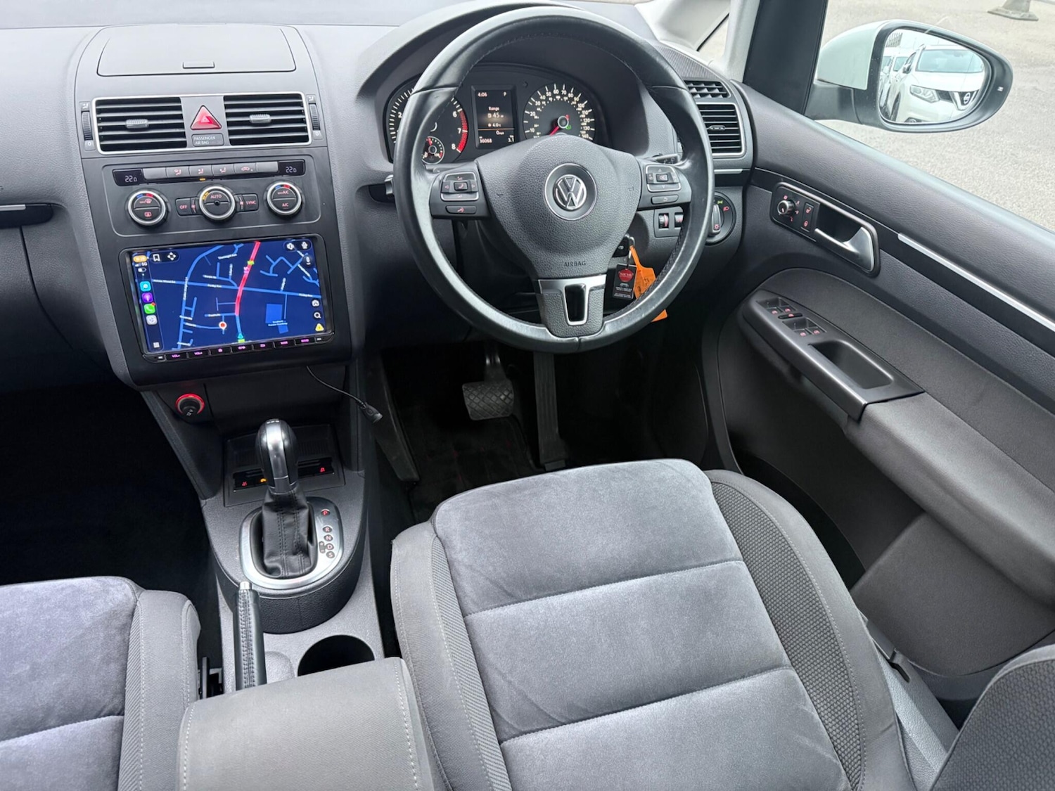 Used Volkswagen Touran for sale - 77441402: Photo 31