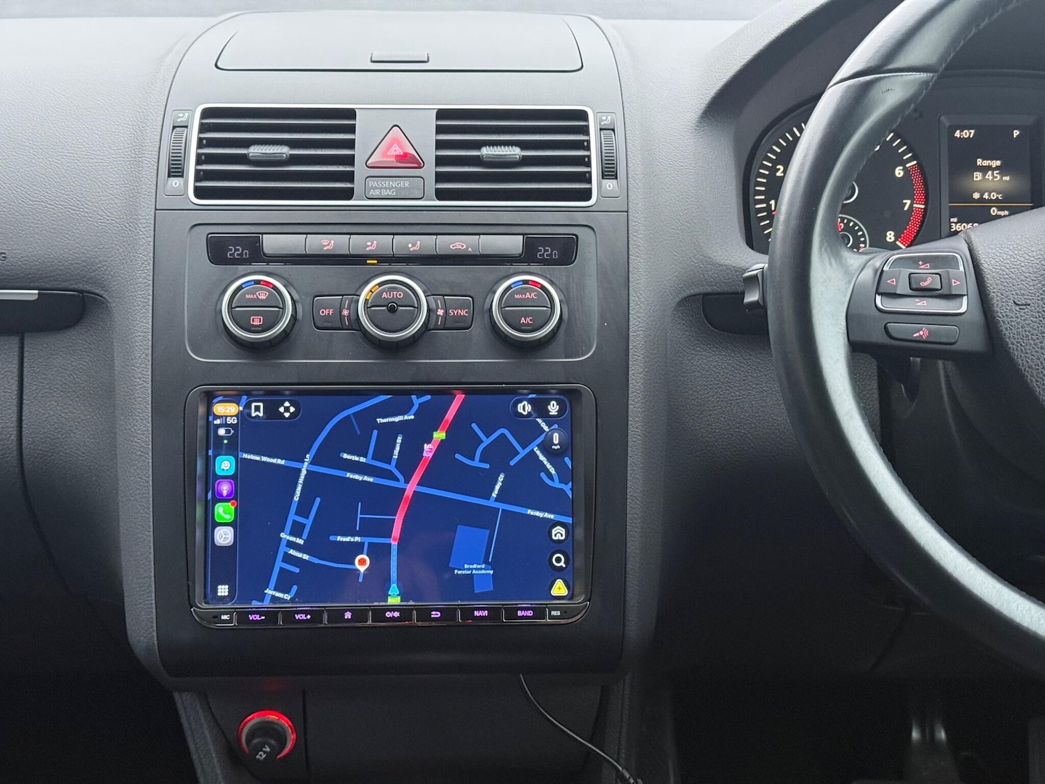 Used Volkswagen Touran for sale - 77441402: Photo 33